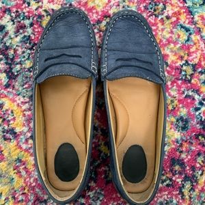 Clark’s Doraville Nest Leather Loafer- Navy